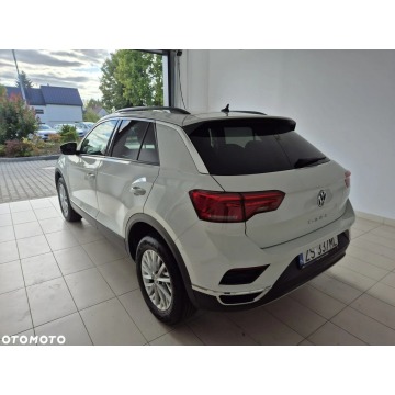Volkswagen T-Roc  SUV 2020,  1.0 benzyna - Na sprzedaż za 74 900 zł - Kraków - zdjęcie 6