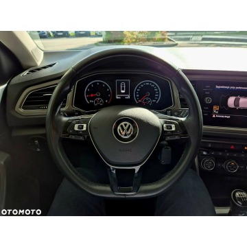 Volkswagen T-Roc  SUV 2020,  1.0 benzyna - Na sprzedaż za 74 900 zł - Kraków - zdjęcie 12