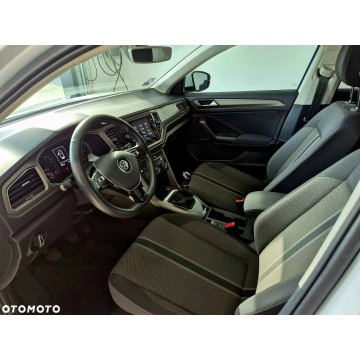 Volkswagen T-Roc  SUV 2020,  1.0 benzyna - Na sprzedaż za 74 900 zł - Kraków - zdjęcie 11