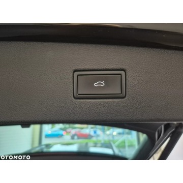 Volkswagen Tiguan  SUV 2021,  1.5 benzyna, automat - Na sprzedaż za 96 900 zł - Kraków - zdjęcie 9