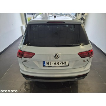 Volkswagen Tiguan Allspace  SUV 2018,  2.0 benzyna, automat - Na sprzedaż za 93 900 zł - Kraków - zdjęcie 5