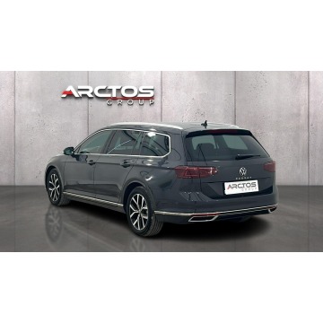 Volkswagen Passat  Kombi 2020,  2.0 diesel, automat - Na sprzedaż za 76 600 zł - Warszawa - zdjęcie 3
