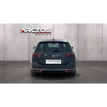 Volkswagen Passat  Kombi 2020,  2.0 diesel, automat - Na sprzedaż za 76 600 zł - Warszawa - zdjęcie 4