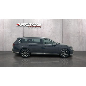 Volkswagen Passat  Kombi 2020,  2.0 diesel, automat - Na sprzedaż za 76 600 zł - Warszawa - zdjęcie 6