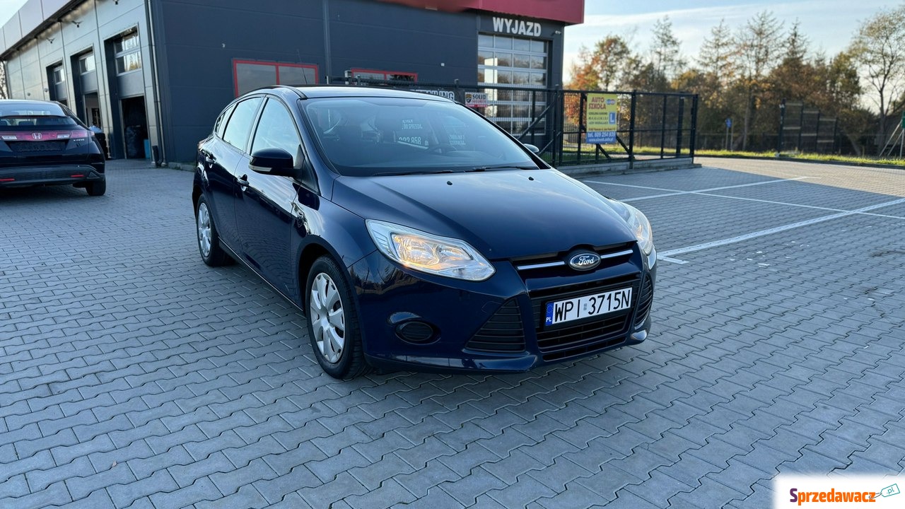 Ford Focus - 1.6 105 km, lakier...
