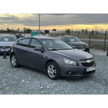 Chevrolet Cruze  Hatchback 2011,  2.0 diesel - Na sprzedaż za 13 900 zł - Wrocław - zdjęcie 3
