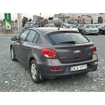Chevrolet Cruze  Hatchback 2011,  2.0 diesel - Na sprzedaż za 13 900 zł - Wrocław - zdjęcie 8