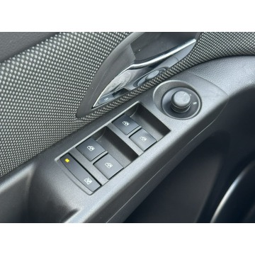 Chevrolet Cruze  Hatchback 2011,  2.0 diesel - Na sprzedaż za 13 900 zł - Wrocław - zdjęcie 12