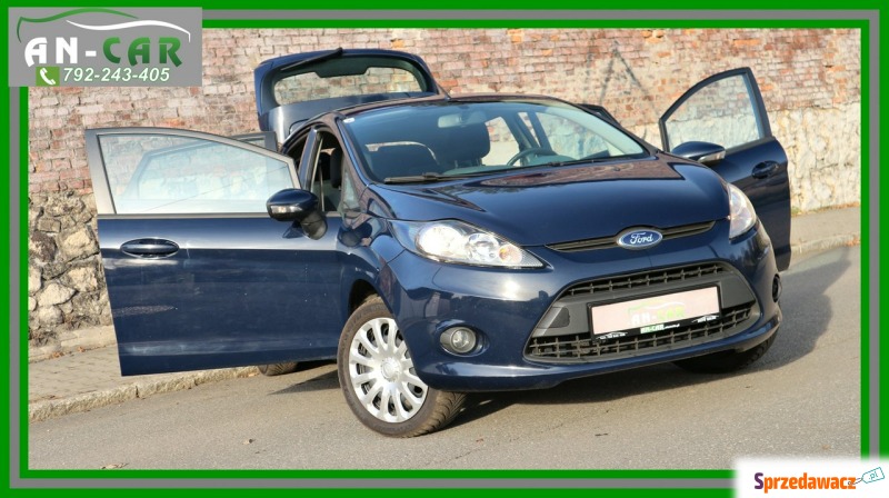 Ford Fiesta  Hatchback 2010,  1.2 benzyna - Na sprzedaż za 15 900 zł - Bytom