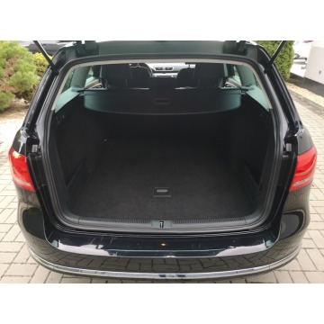 Volkswagen Passat 2011,  2.0 diesel - Na sprzedaż za 29 900 zł - Strzegom - zdjęcie 8