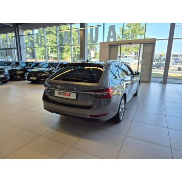 Skoda Superb 2022,  1.5 benzyna, automat - Na sprzedaż za 84 900 zł - Kraków - zdjęcie 3