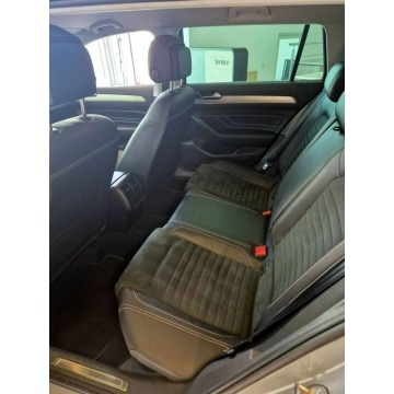 Volkswagen Passat 2022,  1.5 benzyna, automat - Na sprzedaż za 77 900 zł - Kraków - zdjęcie 11