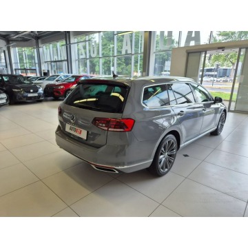 Volkswagen Passat 2022,  2.0 diesel, automat - Na sprzedaż za 87 900 zł - Kraków - zdjęcie 3