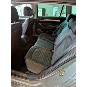 Volkswagen Passat 2022,  2.0 diesel, automat - Na sprzedaż za 87 900 zł - Kraków - zdjęcie 11