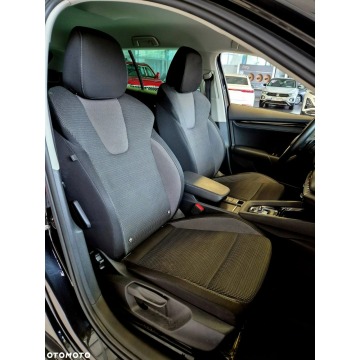 Skoda Octavia 2021,  1.5 benzyna, automat - Na sprzedaż za 62 900 zł - Kraków - zdjęcie 10