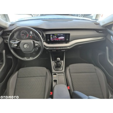 Skoda Octavia  Sedan/Limuzyna 2021,  1.5 benzyna - Na sprzedaż za 57 900 zł - Kraków - zdjęcie 12