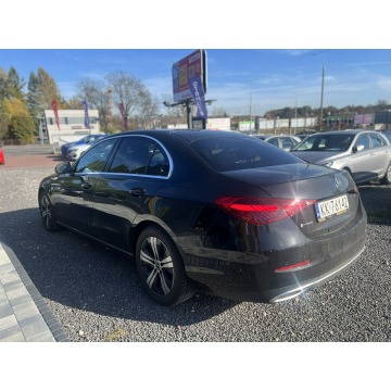 Mercedes - Benz C-klasa  Sedan/Limuzyna 2023,  1.5 hybryda, automat - Na sprzedaż za 169 900 zł - Będzin - zdjęcie 7