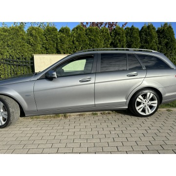Mercedes - Benz C-klasa  Kombi 2010,  1.8 benzyna, automat - Na sprzedaż za 22 300 zł - Wejherowo - zdjęcie 3