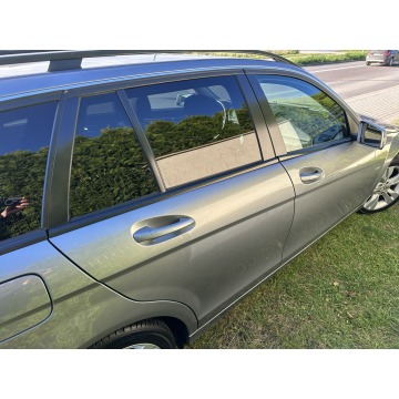 Mercedes - Benz C-klasa  Kombi 2010,  1.8 benzyna, automat - Na sprzedaż za 22 300 zł - Wejherowo - zdjęcie 6