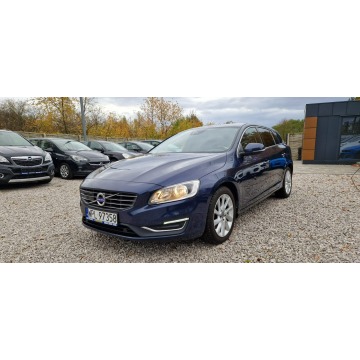 Volvo V60 2015,  2.0 diesel - Na sprzedaż za 46 900 zł - Płock - zdjęcie 3