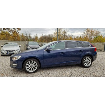 Volvo V60 2015,  2.0 diesel - Na sprzedaż za 46 900 zł - Płock - zdjęcie 6