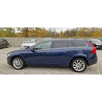 Volvo V60 2015,  2.0 diesel - Na sprzedaż za 46 900 zł - Płock - zdjęcie 7