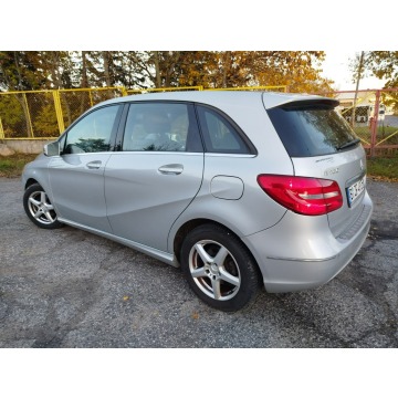 Mercedes - Benz B-klasa  Hatchback 2012,  1.8 diesel - Na sprzedaż za 21 900 zł - Toruń - zdjęcie 2