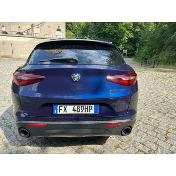 Alfa Romeo Stelvio  SUV 2019,  2.1 diesel, automat - Na sprzedaż za 79 800 zł - Nysa - zdjęcie 6