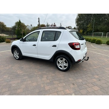 Dacia Sandero Stepway  Liftback 2014,  0.9 benzyna - Na sprzedaż za 23 800 zł - Lipówki - zdjęcie 7