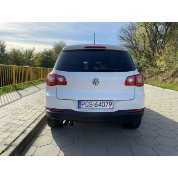 Volkswagen Tiguan  SUV 2010,  2.0 diesel, automat - Na sprzedaż za 33 999 zł - Gostyń - zdjęcie 5