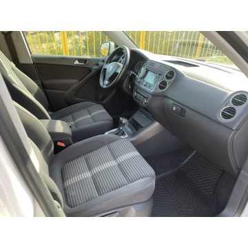 Volkswagen Tiguan  SUV 2010,  2.0 diesel, automat - Na sprzedaż za 33 999 zł - Gostyń - zdjęcie 8