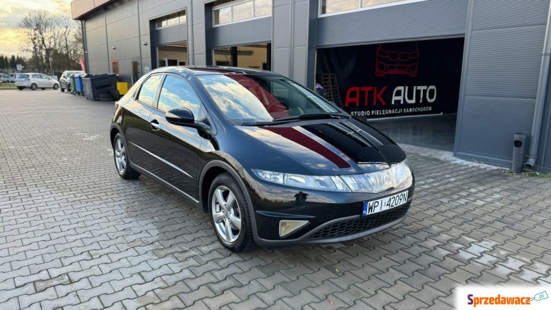 Honda Civic  Hatchback 2006,  1.3 benzyna - Na sprzedaż za 13 500 zł - Gołków