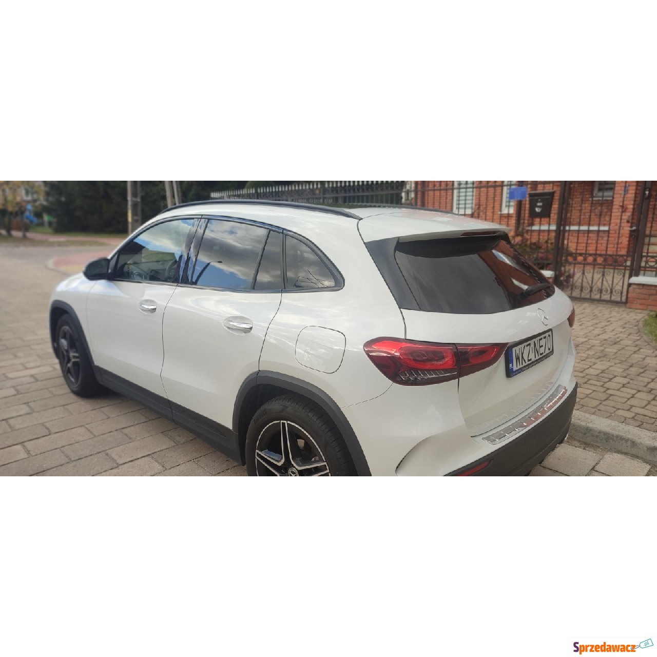 Sprzedam Mercedes GLA 200 z pa...