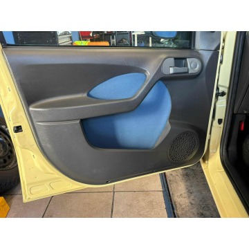 Fiat Panda  Hatchback 2010,  1.2 benzyna - Na sprzedaż za 6 500,00 zł - Śrem - zdjęcie 10