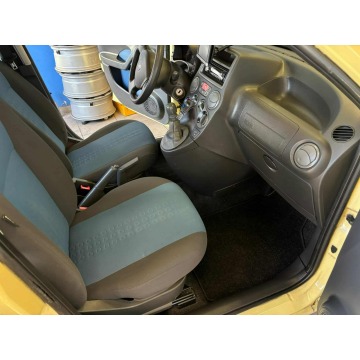 Fiat Panda  Hatchback 2010,  1.2 benzyna - Na sprzedaż za 6 500,00 zł - Śrem - zdjęcie 12