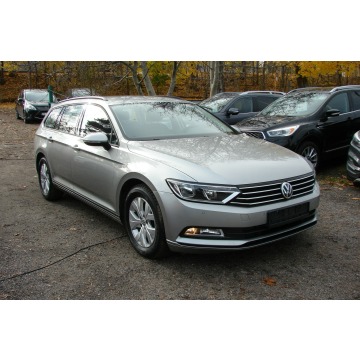 Volkswagen Passat 2015,  1.4 benzyna - Na sprzedaż za 39 900 zł - Piła - zdjęcie 2