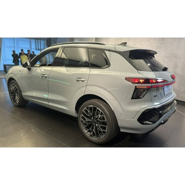 Audi Q3  SUV 2026,  2.0 benzyna, automat - Na sprzedaż za 251 830 zł - Warszawa - zdjęcie 5
