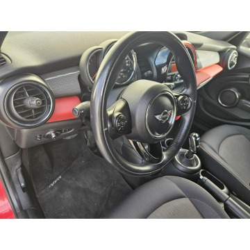Mini Cooper  Hatchback 2017,  1.5 diesel, automat - Na sprzedaż za 42 357 zł - Rybnik - zdjęcie 9