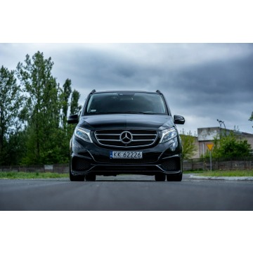 Mercedes - Benz  2018,  2.2 diesel, automat - Na sprzedaż za 349 777 zł - Ropczyce - zdjęcie 9