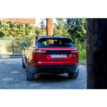 Land Rover Range Rover Velar  SUV 2018,  2.0 diesel, automat - Na sprzedaż za 132 777 zł - Ropczyce - zdjęcie 6
