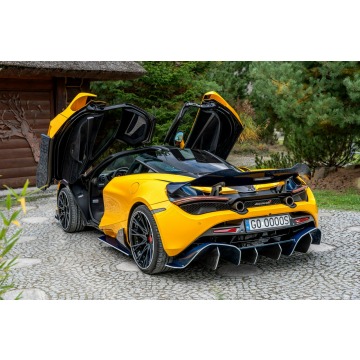 McLaren   Coupe/Sportowy 2018,  4.0 benzyna, automat - Na sprzedaż za 1 199 777 zł - Ropczyce - zdjęcie 11