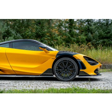 McLaren   Coupe/Sportowy 2018,  4.0 benzyna, automat - Na sprzedaż za 1 199 777 zł - Ropczyce - zdjęcie 9