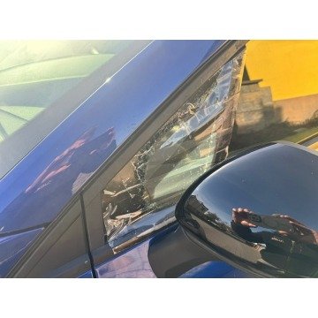 Renault Captur  Hatchback 2023,  1.6 hybryda, automat - Na sprzedaż za 35 000 zł - Margonin - zdjęcie 8