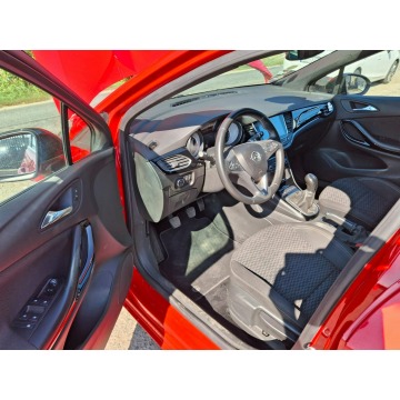 Opel Astra  Hatchback 2019,  1.6 diesel - Na sprzedaż za 29 999 zł - Pleszew - zdjęcie 8