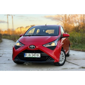 Toyota Aygo  Hatchback 2021,  1.0 benzyna - Na sprzedaż za 31 900 zł - Rzeszów - zdjęcie 3