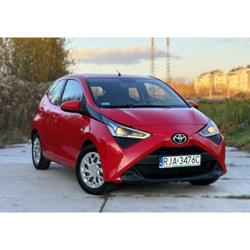 Toyota Aygo  Hatchback 2021,  1.0 benzyna - Na sprzedaż za 31 900 zł - Rzeszów - zdjęcie 2