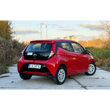 Toyota Aygo  Hatchback 2021,  1.0 benzyna - Na sprzedaż za 31 900 zł - Rzeszów - zdjęcie 9