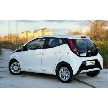 Toyota Aygo  Hatchback 2021,  1.0 benzyna - Na sprzedaż za 27 900 zł - Rzeszów - zdjęcie 8