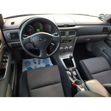 Subaru Forester  SUV 2005,  2.0 benzyna - Na sprzedaż za 31 900 zł - Olsztyn - zdjęcie 9