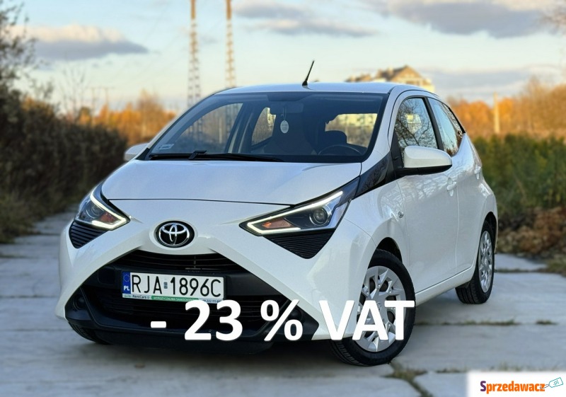 Toyota Aygo  Hatchback 2021,  1.0 benzyna - Na sprzedaż za 27 900 zł - Rzeszów